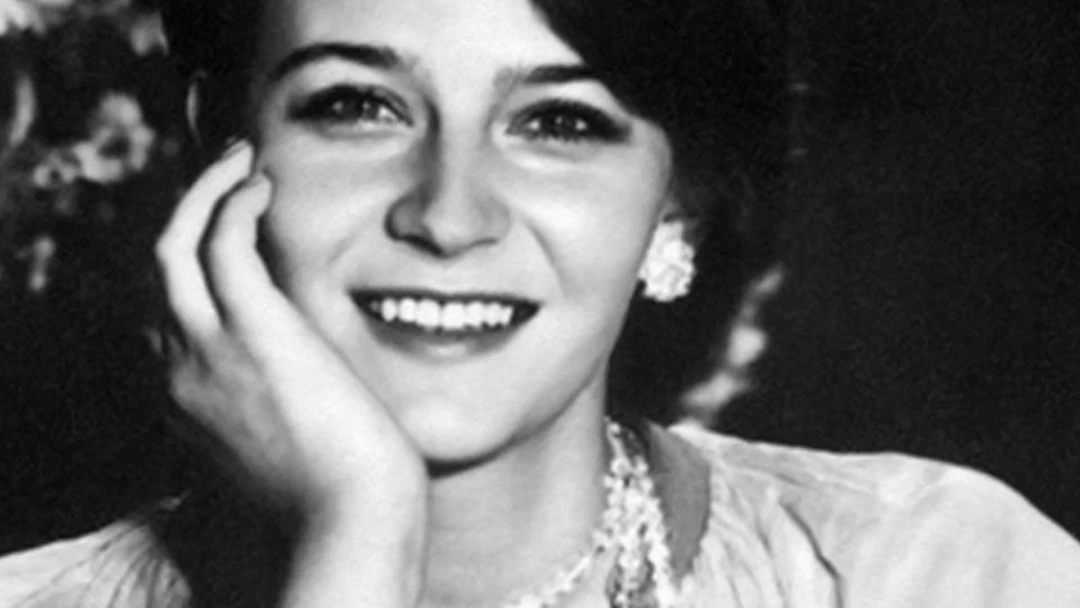 Фильм Елена Сафонова. Цвет зимней вишни