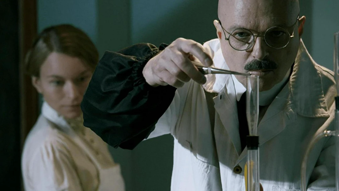 Сериал История далёкого прошлого