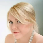 Арина Есина