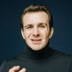 Антон Васильев