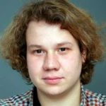 Павел Комаров