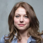 Эмили Декьенн