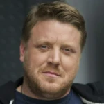 Роман Новиков