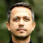 Виталий Догля